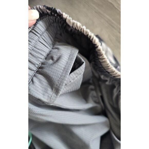 DSG Mens Sz 2XL Swim Trunks Lined Pockets Elastic Waist - Picture 3 of 7